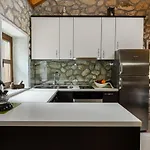 Stone House Apartman