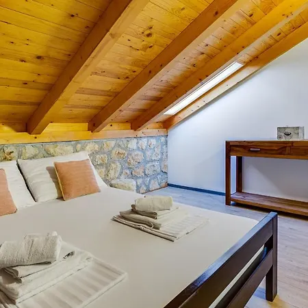 Apartman Stone House Lovinac