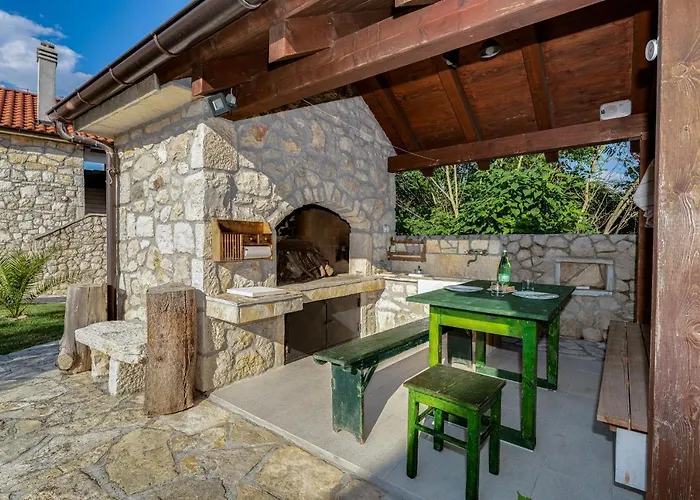 公寓 Stone House