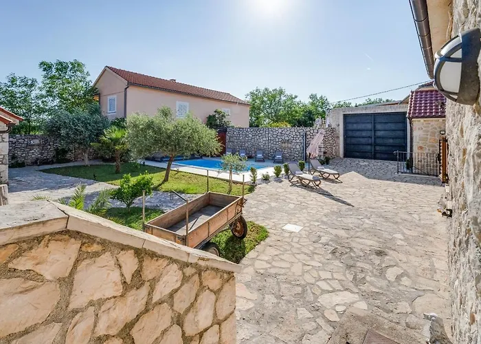公寓 Stone House Lovinac (Zadar)