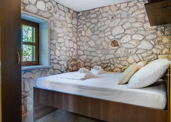 公寓 Stone House *