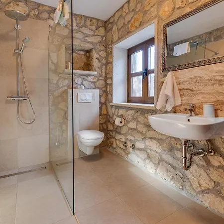 Apartmán Stone House