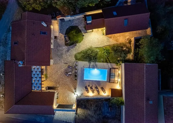 아파트 Stone House Lovinac (Zadar)